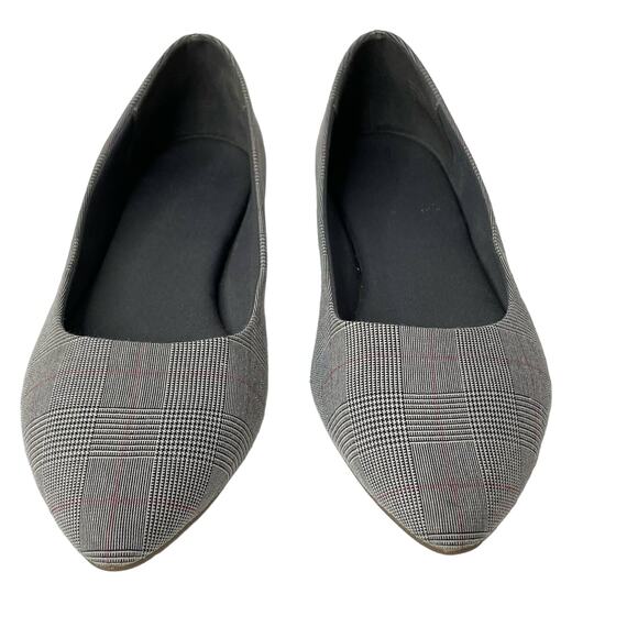 Marks & Spencer Shoes - Marks Spencer‎ Flat Ballet Slip On Pointed Toe Shoe Plaid Gray 9 Academia Career